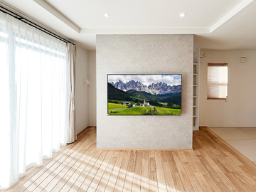 愛知県春日井市で壁掛けテレビ専用壁にLG 65インチ有機ELテレビ(LGOLED65B1PJA)を壁掛けし、壁の裏側に各種ケーブルをご用意