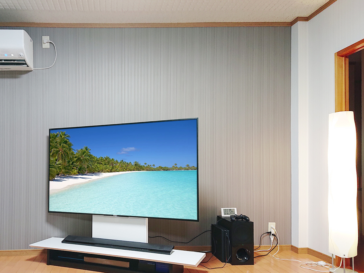 静岡県浜松市でソニー65インチ液晶テレビ(KJ-65X8500D)を壁寄せスタンドから壁掛けへ付け替え