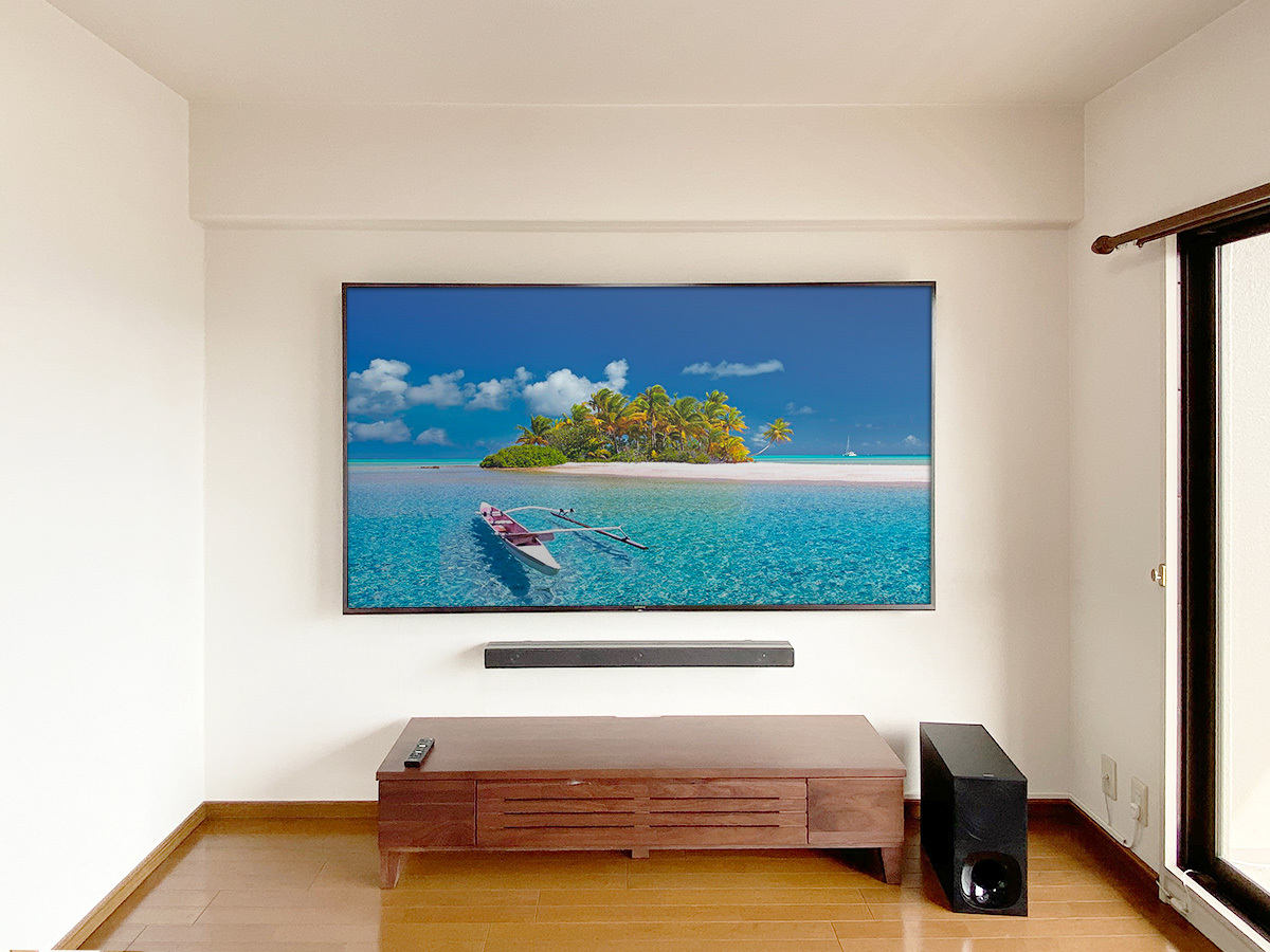 滋賀県草津市で85インチ液晶テレビ(KJ-85X9500G)とサウンドバーを壁掛け