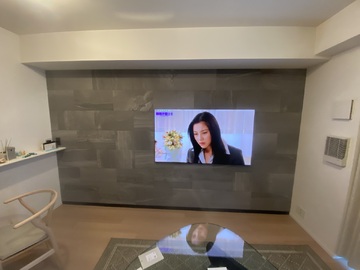 【分譲マンション】東京都でLGのOLED65G3PJAを壁掛け