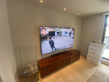【地元の工務店】千葉県でソニーのXRJ-85X95Jを壁掛け