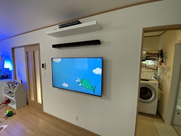 【飯田産業】茨城県でソニーのKJ-55X9500Gを壁掛け