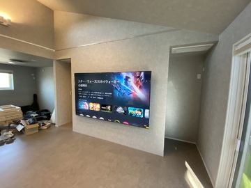 【一条工務店】愛知県でXiaomiのXiaomi TV Max 100を壁掛け