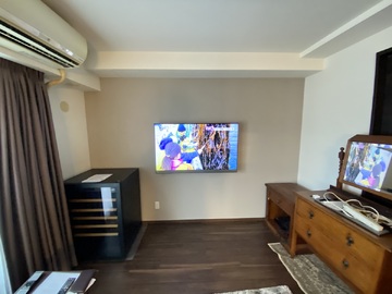 【分譲マンション】愛知県で東芝の55Z740Xを壁掛け