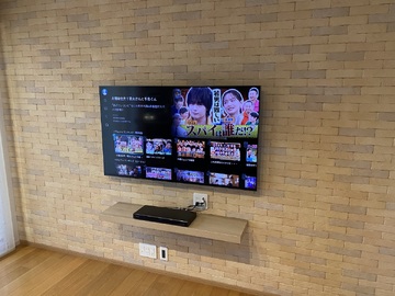 【ヘーベルハウス 】愛知県でソニーのK-55XR70を壁掛け