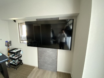 【分譲マンション】愛知県でソニーのK-75XR70を壁掛け