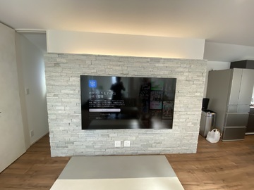 【地元の工務店】東京都でソニーのK-75XR50を壁掛け