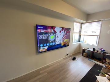 【分譲マンション】大阪府でLGのOLED77B4PJAを壁掛け