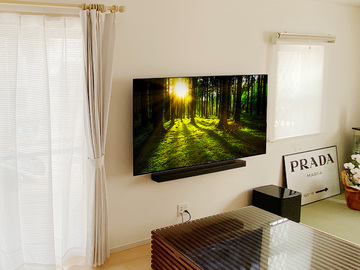 【65V型 LG】京都市で65インチ有機ELテレビ(OLED 65C9PJA)とBoseのサウンドバーを壁掛けし、HDMIコンセントを新設。