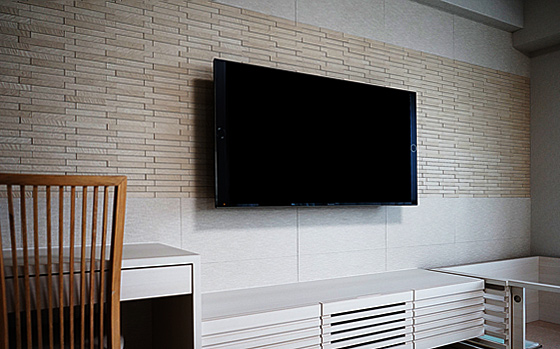 エコカラット＋壁掛けテレビが創り出す雰囲気に憧れ、新築をきっかけに検討される方が増えています。 